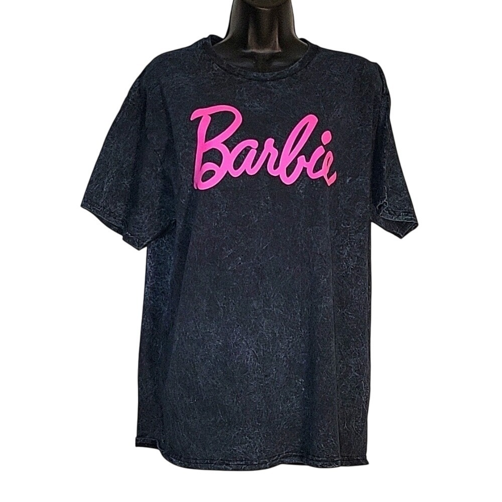 Barbie Logo Graphic T-Shirt Large Charcoal Gray Mineral Wash Pink‎ Script Mattel